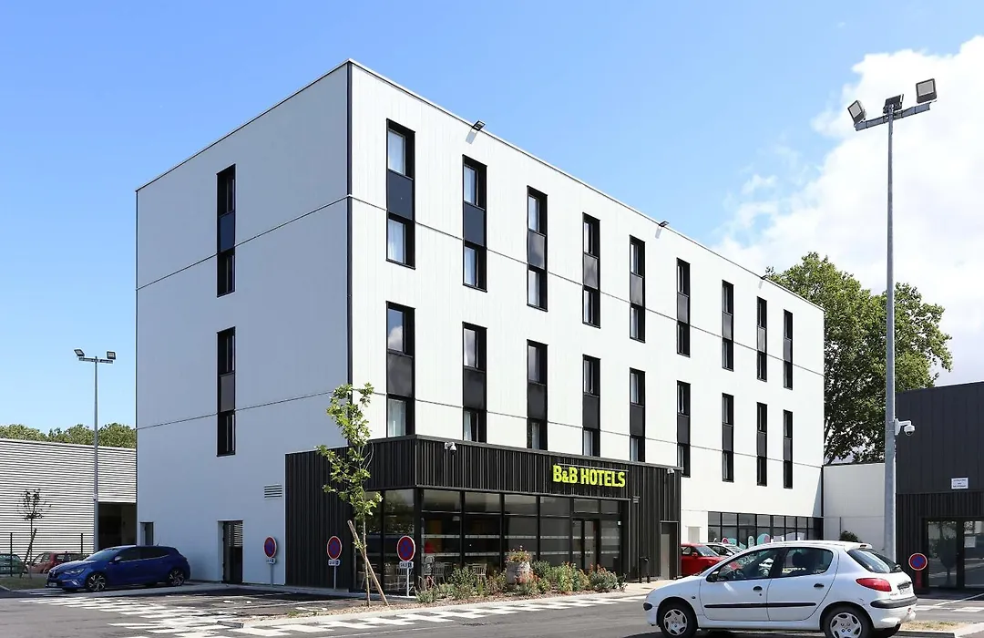 B&B Hotel Epernay-1